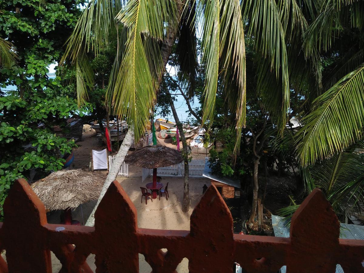 Parei Beach Inn Tangalle Exterior foto